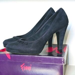 Fioni Jadore Navy Blue Faux Suede Heels Sz9 Boxed EUC